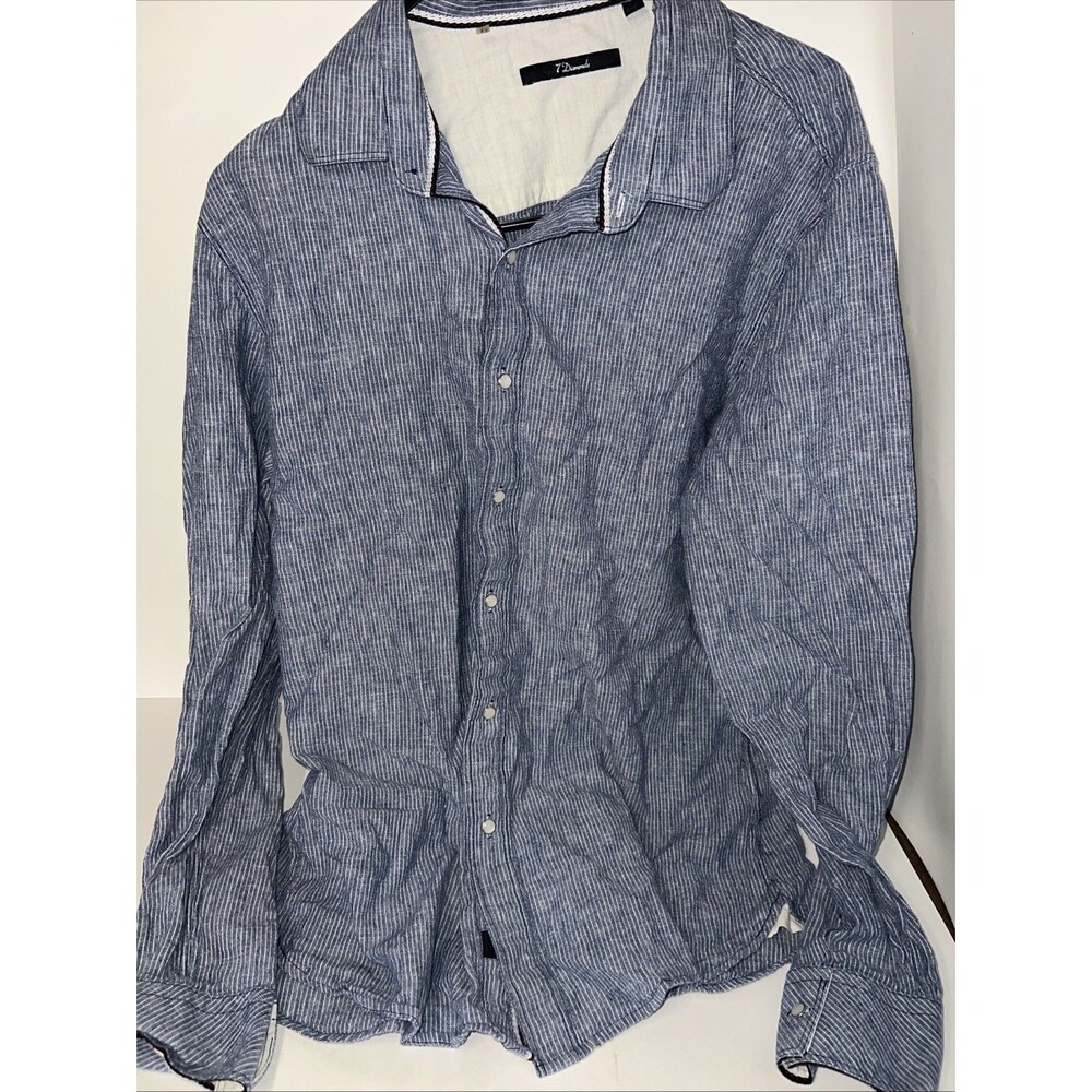 7 Diamonds button-down shirt Men’s Medium Blue And White Stripped Pattern
